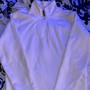 white pull-over